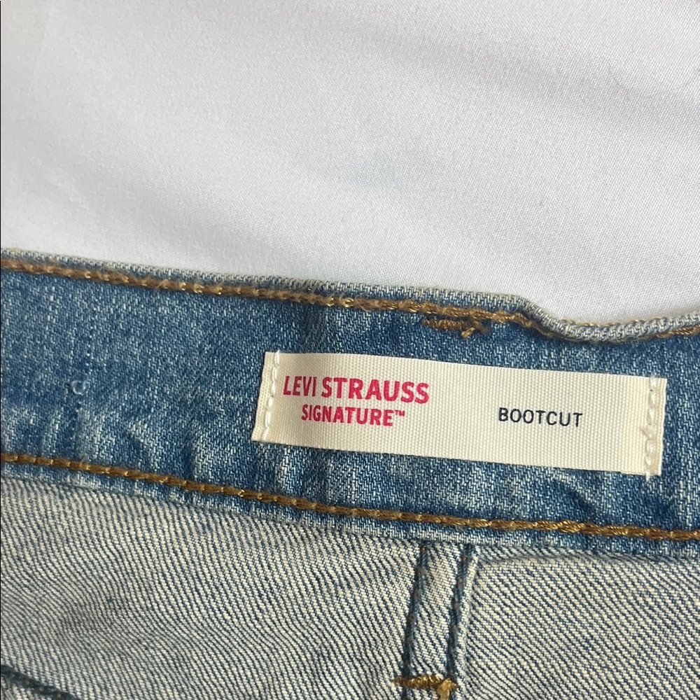 Levi Strauss Signature Men's Bootcut Jeans - Blue